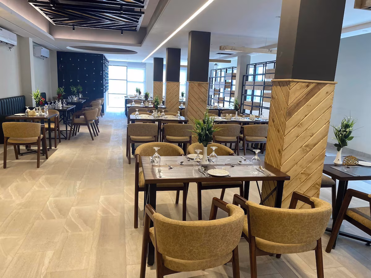 Lebur Char Dine & Delight Restaurant image 1